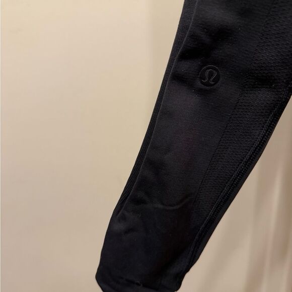 Lululemon Athletica Black Leggings - Picture 2 of 5
